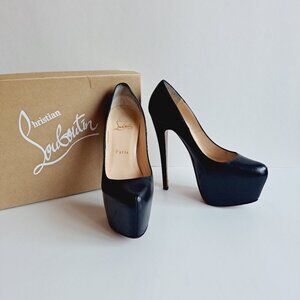 Christian Louboutin Black Leather Daffodile Pumps Size 36.5